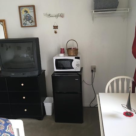 Midway Motel Caliente Bagian luar foto
